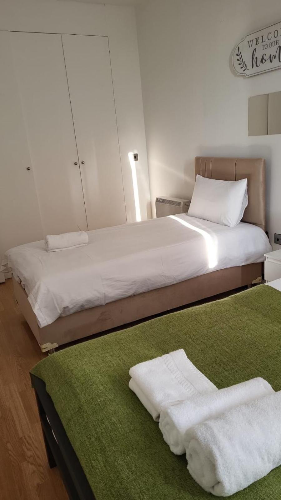 ロンドンCosy Entire Flat In Whitechapelアパートメント エクステリア 写真